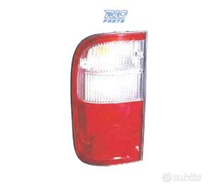 FANALE SINISTRO PER TOYOTA HILUX 98-04
