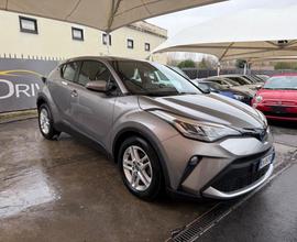 TOYOTA C-HR 1.8 Hybrid E-CVT Business