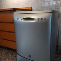 Lavastoviglie Zanussi