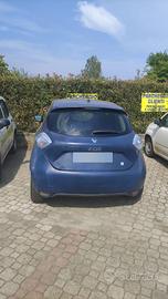Renault Zoe r240 incidentata