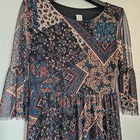 Abito a stampa etnica