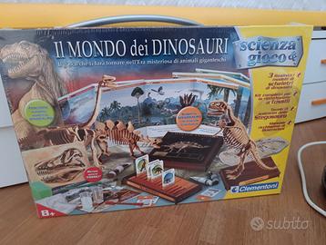 IL MONDO DEI DINOSAURI  CLEMENTONI