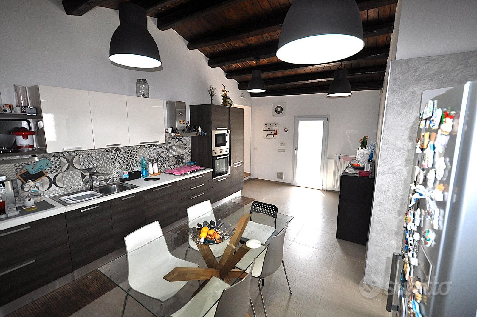 Casa – Ragusa, Cappuccini, Selvaggio - Vista 3