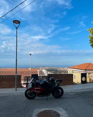 Kawasaki zx6r 2009 A2