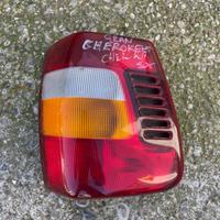 Fanale posteriore sinistro cherokee 2001-2005