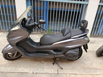 scooter  Yamaha majesty 400