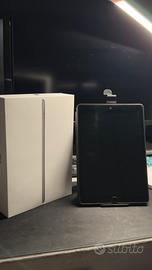 iPad 8 gen 32 GB WiFi + Smart Keyboard Apple