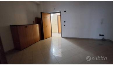 UFFICIO MQ 90 in CENTRO* SOPERCOM* CASALNUOVO