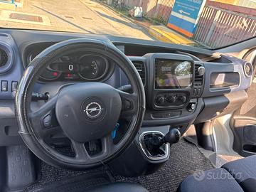 Opel vivaro