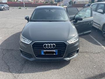 Audi A1 Sportback TDI Sline automatica