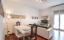 luminoso-trilocale-all-ultimo-piano-con-box-auto