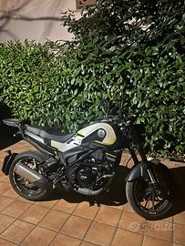 Benelli Leoncino 250 Bianco