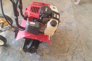 motozappa  a 2 tempi 52 CC