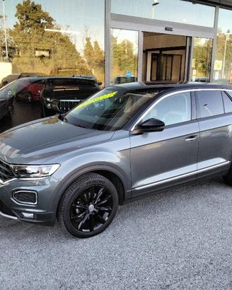 VOLKSWAGEN T-Roc 1.6 TDI SCR BLACK EDITION BlueM