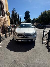 Mercedes gla 180  automatic sport