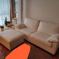 Divano Biba Salotti con pouf