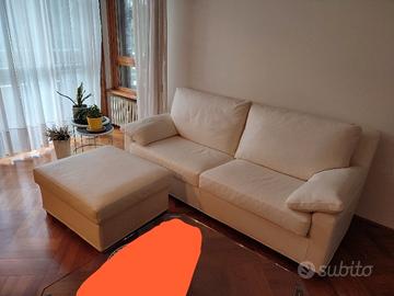 Divano Biba Salotti con pouf