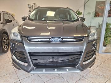 Ford Kuga 2.0 TDCI 150 CV S&S 4WD Powershift Titan