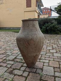 Vaso anfora da giardino