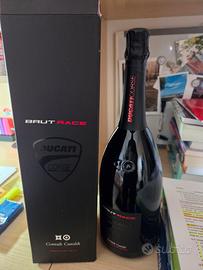 Magnum contadi Castaldi ducati special edition