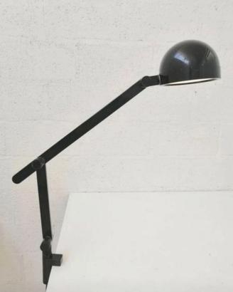 Lampada da tavolo in ABS. Prod.Kartell
