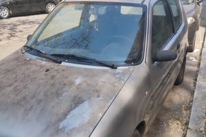 Fiat 600 anno 2003 900cc