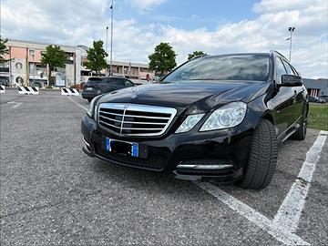 Mercedes Benz E220 cdi SW + 4 cerchi originali