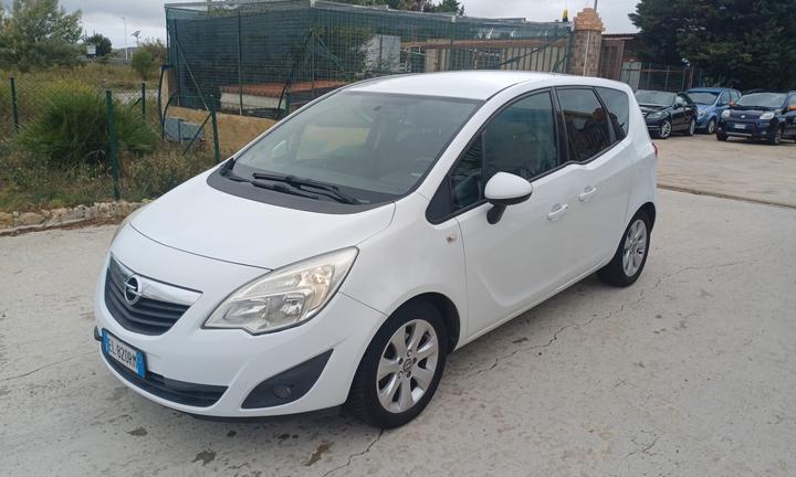 Opel Meriva 1.3 CDTI 95CV ecoFLEX Cosmo