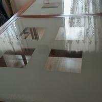 Tavolo allungabile con vetro satinato 