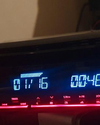 AUTORADIO STEREO PIONEER CD USB PERFETTAMENTE FUNZ