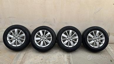 4 CERCHI IN LEGA VOLKSWAGEN Golf 7 Berlina 5G06010