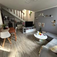 Visnadello abbinata 2camere 2servizi e giardino