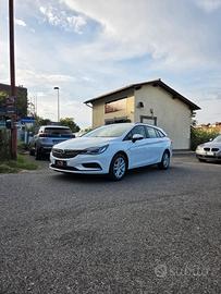 Opel Astra 1.4 Ecotec Sports Tourer Dynamic