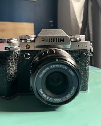 Fujifilm X-T5 + 23mm f/2 WR – 4825 scatti
