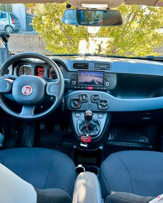 Panda 1.0 hybrid 70cv 2022