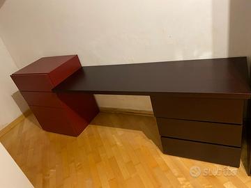 SCRIVANIA CON CASSETTIERA