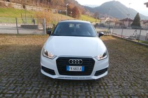 Audi A1 1.4 TDI 90 cv S. LINE Bicolore Neopatentat