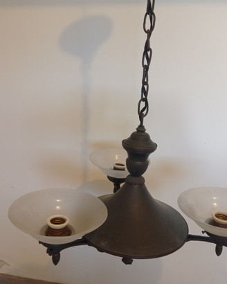 Lampadario antico per cimitero