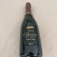 Pinot nero Blanc de Noir Cantina storica il Montù