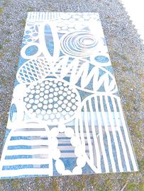 scrivania in vetro ikea