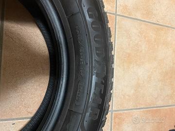 Gomme invernali Good Year R15  175/65