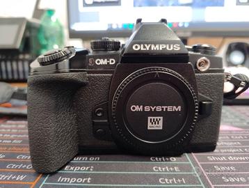 Fotocamera Mirrorless Olympus E-M1 m43 micro 4/3