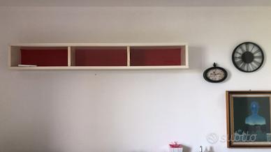 Mobile pensile sospeso