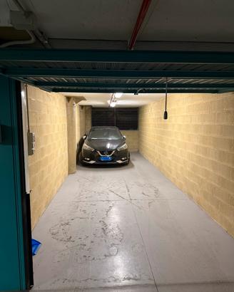 Box doppio autonomo quartiere Africano