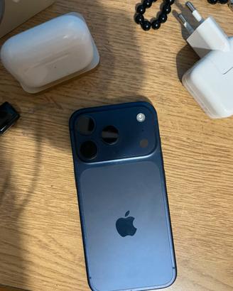 Apple iPhone 17 pro solo back cover OEM