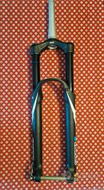 SR Suntour Durolux 160mm