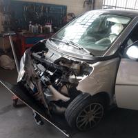 smart Fort two incidentata  interno e motori buoni