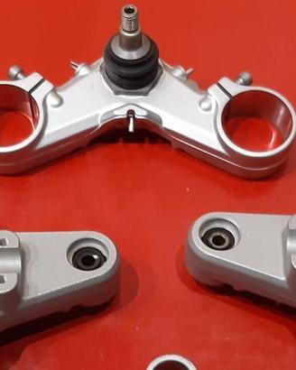 PIASTRA INFERIORE SUPERIORE BMW