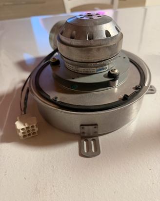 Motore ventola stufa pellet ebm-papst G2E150 nuovo