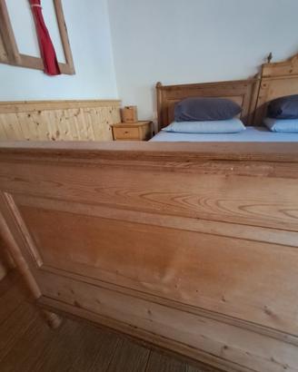 2 letti singoli in arte povera